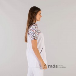 Blusa sanitaria de microfibra estampada con gafas, en manga corta y con cremallera