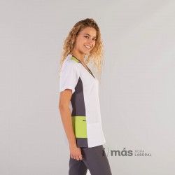 Blusa de mujer en microfibra elástica blanca con detalles en gris marengo y pistacho