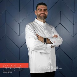 Chaqueta de cocina Gastrochef Apolo presentada por el chef Richard Alcayde